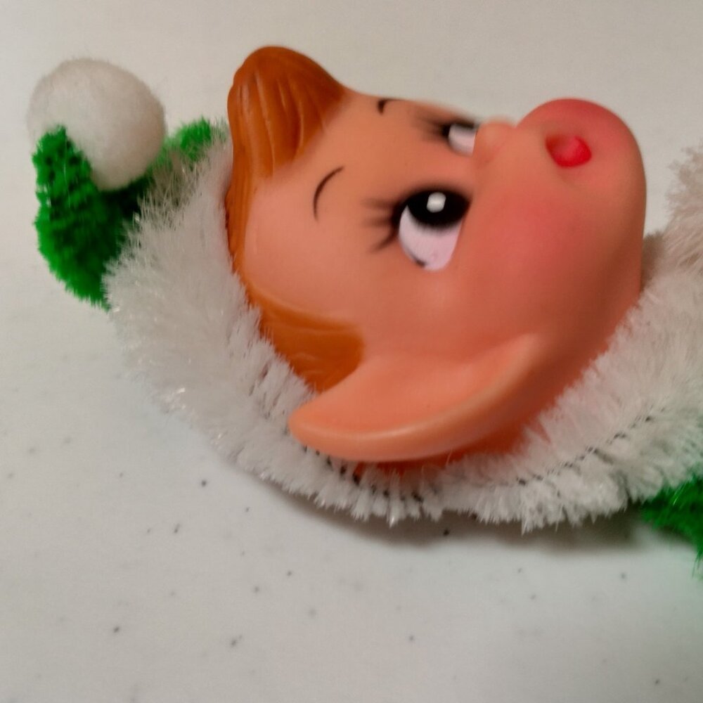 Vintage Handmade Pixie Elf Fridge Magnet Rubber Face Green Decor Kitschy - Picture 12 of 14